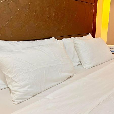 Luxury Hotel Type Condo Near Naia Manila Airport Paranaque City Екстер'єр фото